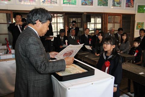 01.jpg